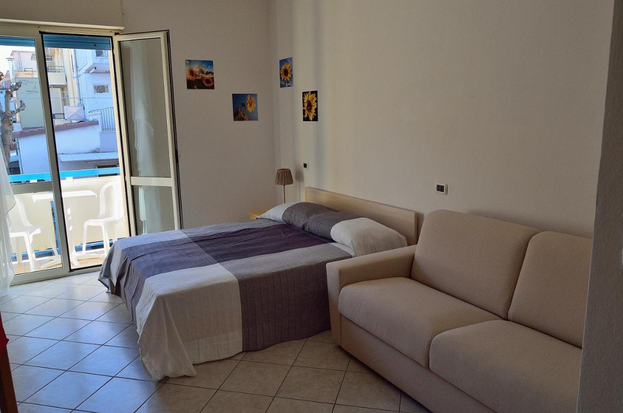 רימיני Residence Verbena מראה חיצוני תמונה